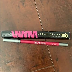 UD Urban Decay lip pencil in BIG BANG